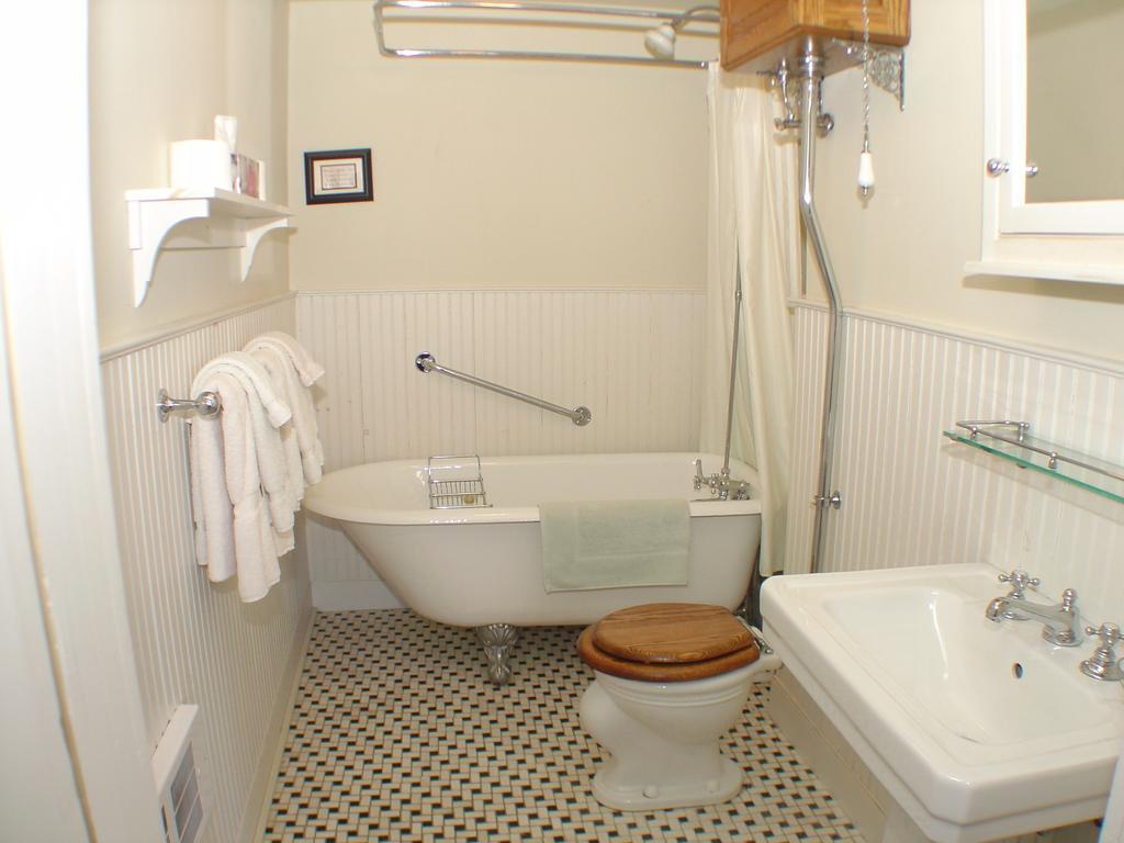 Bed and Breakfast Windsor House Of Saint Andrews St. Andrews By The Sea Exterior foto