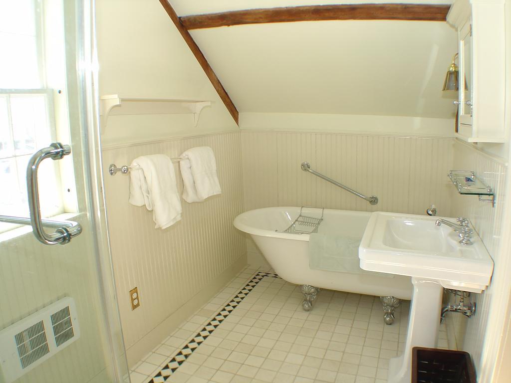 Bed and Breakfast Windsor House Of Saint Andrews St. Andrews By The Sea Exterior foto